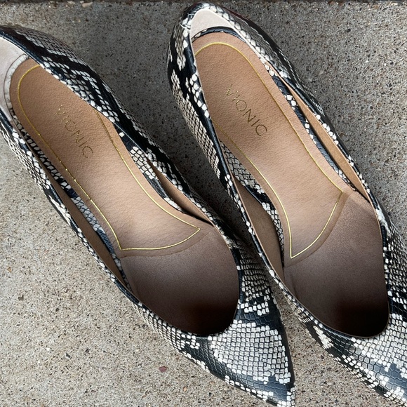 Vionic woman’s Josie natural snake leather - Picture 15 of 15